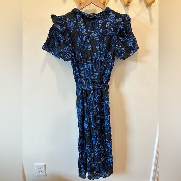 NWT ~ Who What Wear ~ MIDI Ruffled Shirt Dress ~ Floral Black & Blue ~ Small - Picture 9 of 13
